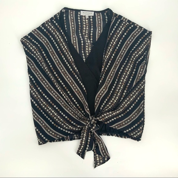 Hayden Los Angles Cap Sleeve Tie Front Top - Picture 8 of 14